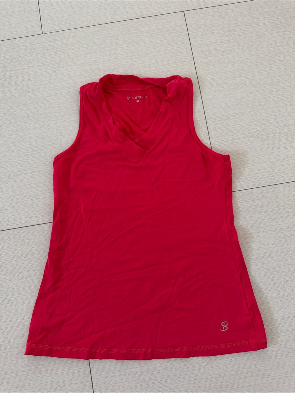 Sofibella Women's V-Neck Sleeveless Tank Top in Bright Red